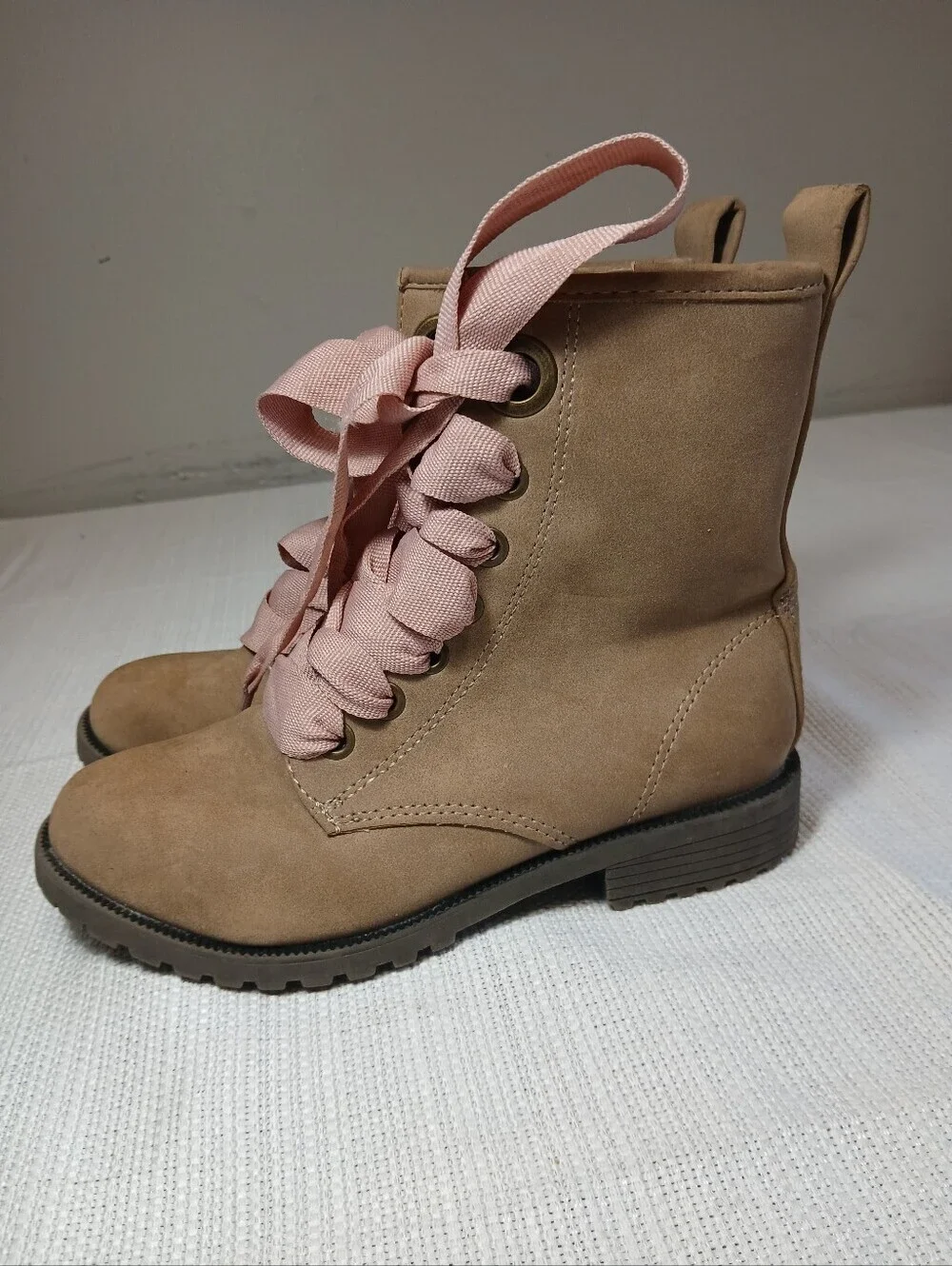 Cat & Jack Tan Boots with Pink Ribbon Laces